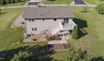 3616 Southridge Ln, Bismarck, ND 58504