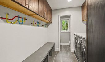 7606 Leyton Dr SE, Ada, MI 49301
