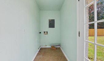 15509 Orleans Dr, Biloxi, MS 39532