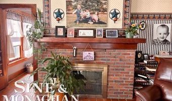 1609 Saint Clair River Dr, Algonac, MI 48001