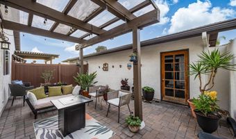 11060 Plum Tree Ln, Spring Valley, CA 91977