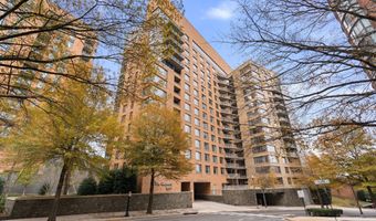 2001 15TH St N 813, Arlington, VA 22201