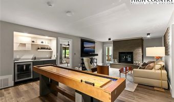 514 Raven Ridge Rd, Banner Elk, NC 28604
