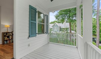 37 Park Sq S, Beaufort, SC 29907