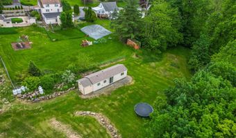 36 GRESHVILLE Rd, Boyertown, PA 19512