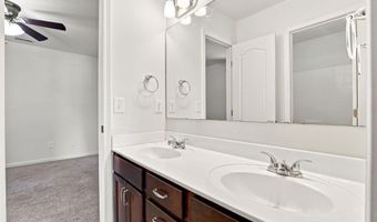 133 Star Ct, Aberdeen, NC 28315