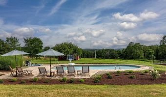 83 Thomson Rd, Bethlehem, CT 06751