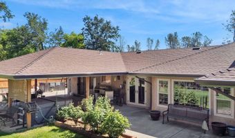 6710 Whispering Canyon Dr, Anderson, CA 96007