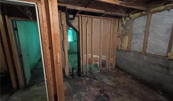 951 Swede Lake Trl SW, Backus, MN 56435