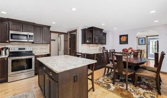 584 Blackrock Rd, Coventry, RI 02816