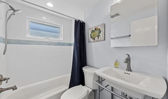 229 MERIVALE Avenue Unit B - 2Nd Floor B - 2Nd Floor, Beach Haven, NJ 08008