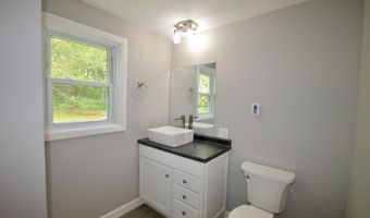 361 Belmont Ave, Belfast, ME 04915