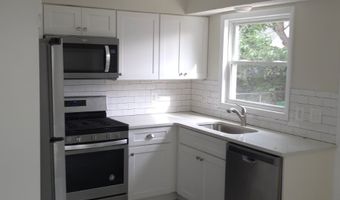 104 Yacht St, Bridgeport, CT 06605