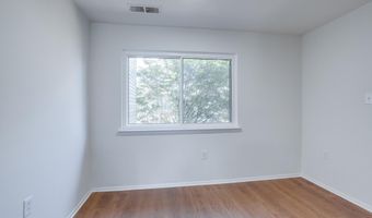 5766 VILLAGE GREEN Dr 10/5766, Alexandria, VA 22309