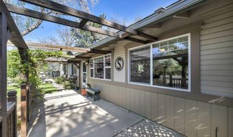 1340 Topaz Ln, Gardnerville, NV 89460