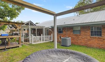 835 Lakewood Pl, Biloxi, MS 39532