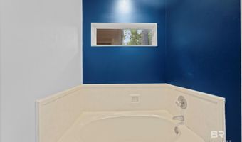 603 Northshore Dr, Bay Minette, AL 36507