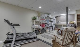 3932 Kristi Way, Greenwood, IN 46142