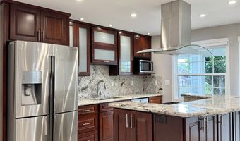 98-1810 Kaahumanu St 3, Pearl City, HI 96782