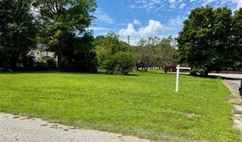 28 Lumber St, Beattyville, KY 41311