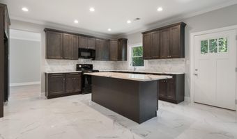 605 Bay Blvd, Bayville, NJ 08721