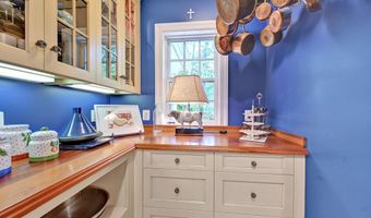 6907 BRADLEY Blvd, Bethesda, MD 20817