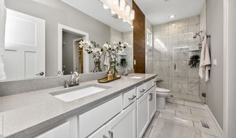 3817 NW Beechwood St, Ankeny, IA 50023