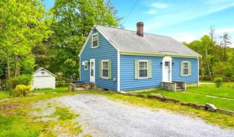 26 Knoll Crest Ln, Bennington, VT 05201