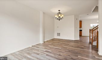 21753 LADYSLIPPER Sq, Ashburn, VA 20147