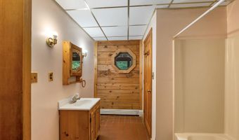 436 Avery Hill Rd, Alton, NH 03810