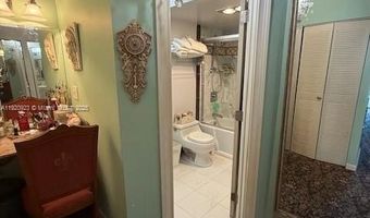 20505 E Country Club Dr 1036, Aventura, FL 33180