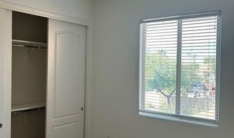 250 W Queen Creek Rd Apt 237, Chandler, AZ 85248