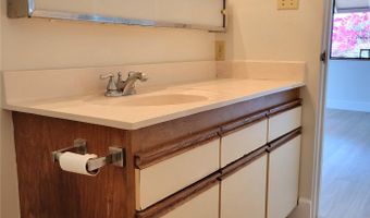 1309 Ala Alii St B, Honolulu, HI 96818
