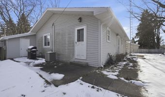 703 Westview Dr, Angola, IN 46703