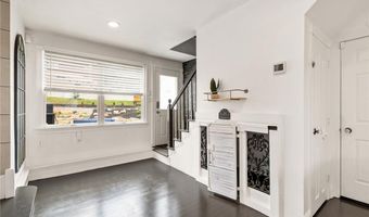 2230 Greenwood Rd, Allentown, PA 18103