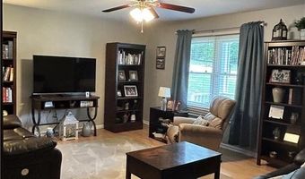 2474 Woodridge Dr, Asheboro, NC 27205
