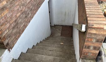 18555 Days Way Ln, Aurora, IN 47001