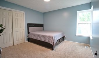 3239 Oak Tree Dr N, Indianapolis, IN 46227