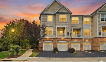 20385 BELMONT PARK Ter 103, Ashburn, VA 20147
