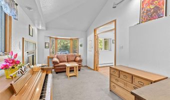 1732 Lansing St, Aurora, CO 80010