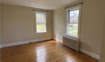 39 Walcott Ave, Jamestown, RI 02835