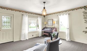 405 E Howard Ave, Arcadia, IN 46030