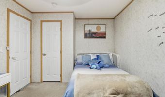 18 3rd St, Middlesex, NJ 07001