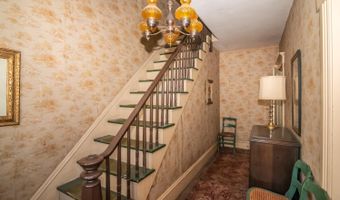 181 Auburn St, Manchester, NH 03103