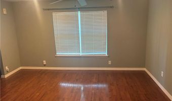303 NW D St, Bentonville, AR 72712