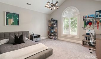 4208 Black Sycamore Dr, Charlotte, NC 28226