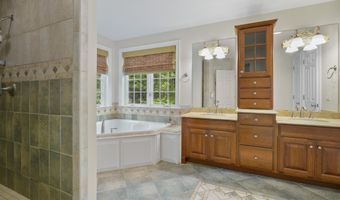 4 Chablis Ct, Bedford, NH 03110