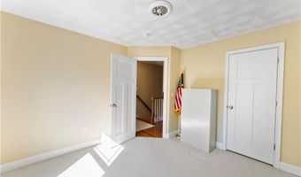 132 Julian Rd, Warwick, RI 02889