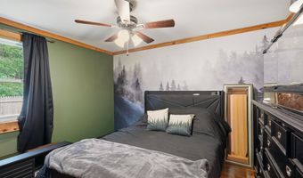 10 First St, Canaan, NH 03741