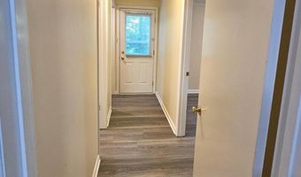 8925 FALLING CREEK Ct, Annandale, VA 22003
